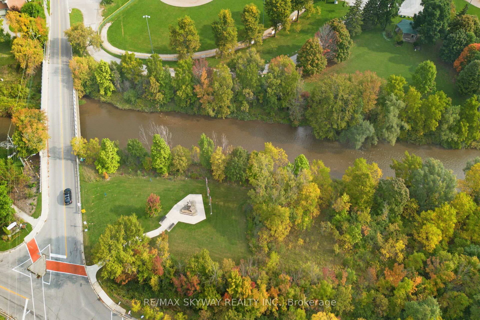 45 Confederation Street • Halton Hills, ON photo 25