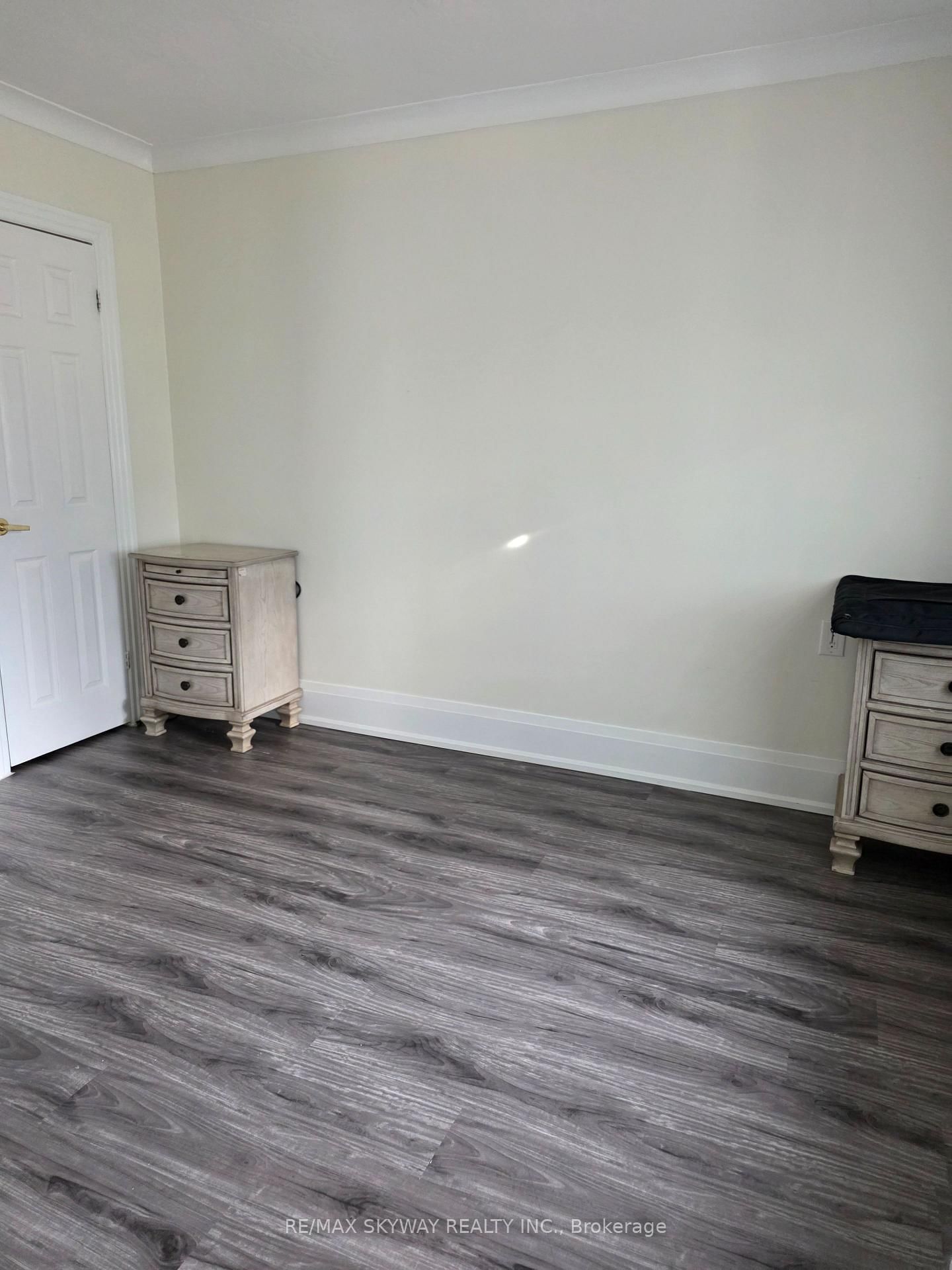 45 Confederation Street • Halton Hills, ON photo 34