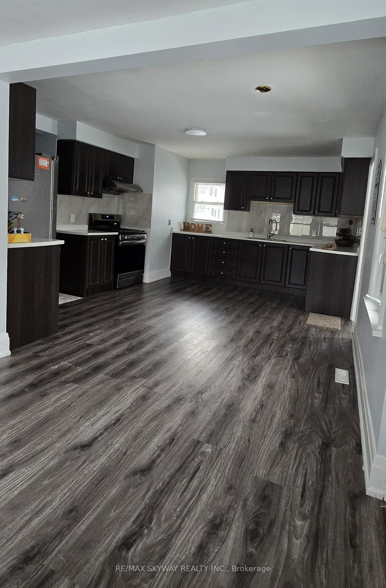 45 Confederation Street • Halton Hills, ON photo 36