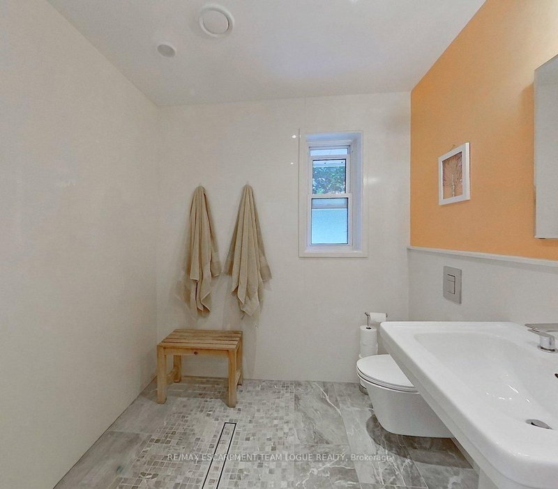 403 Donald Campbell Milton,ON L9T 1C1 — Photo 24