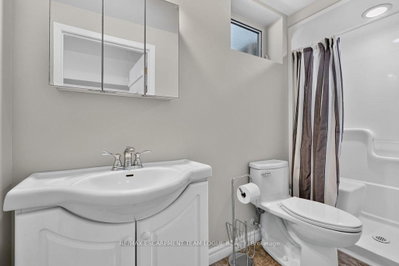 403 Donald Campbell Milton,ON L9T 1C1 — Photo 31