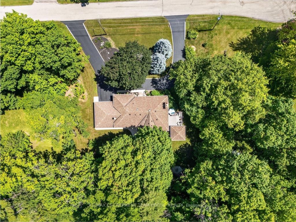 403 Donald Campbell Milton,ON L9T 1C1 — Photo 46