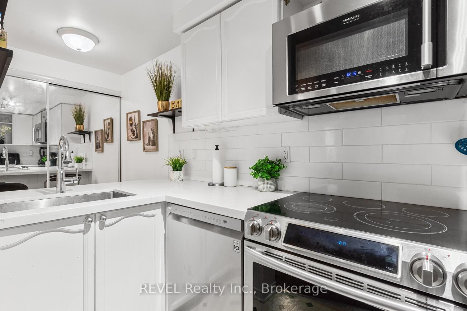 760 Lawrence Avenue W • #199 • Toronto, ON photo 10