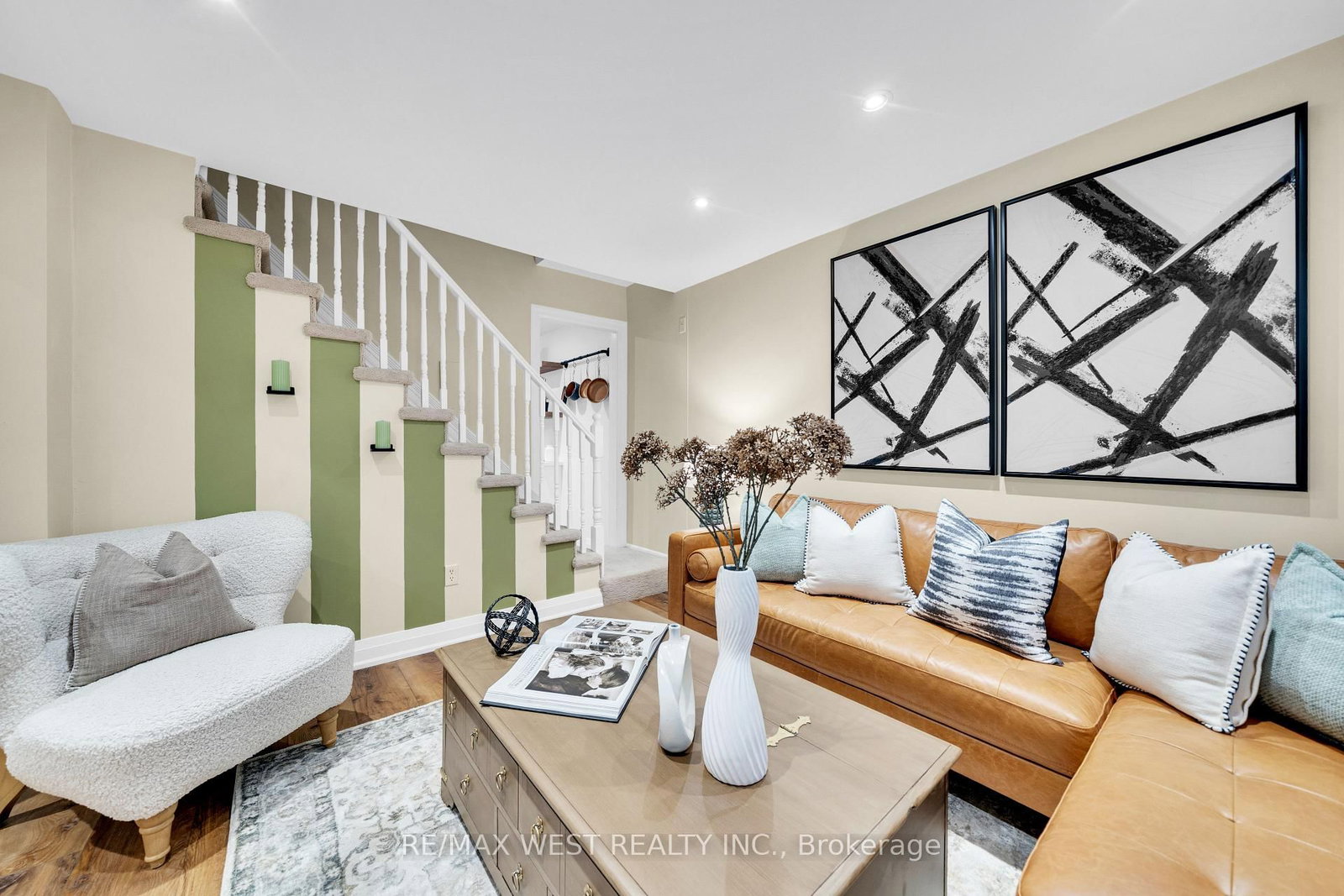 259 Sixth Street • Toronto, ON photo 8