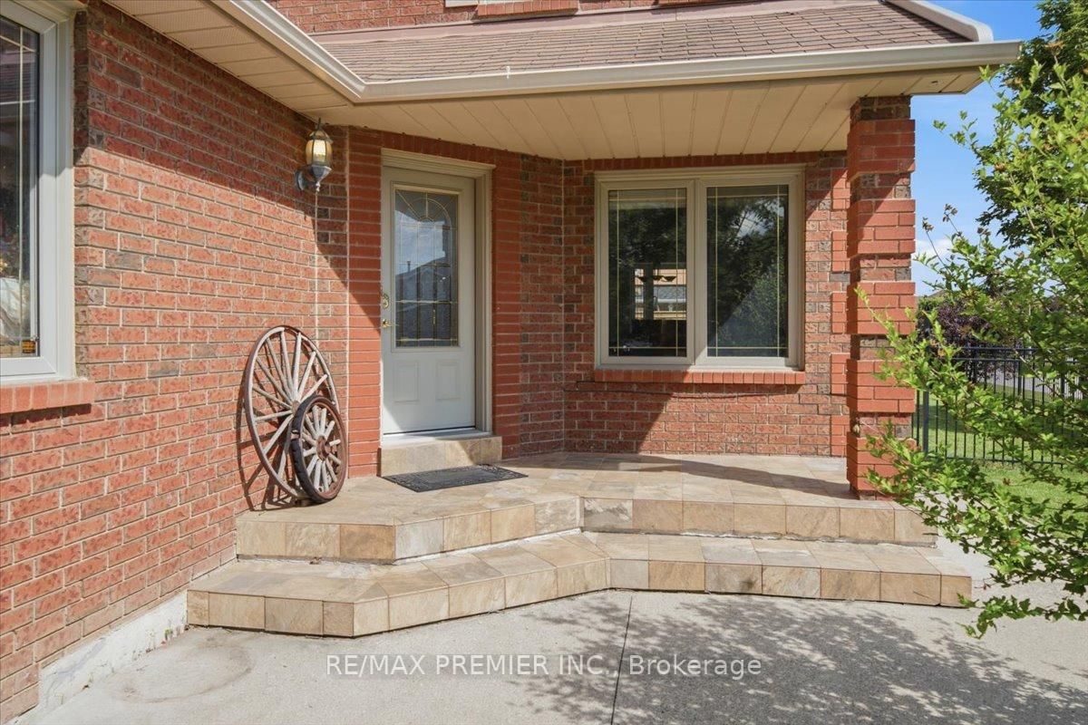 17 Berrydown Drive