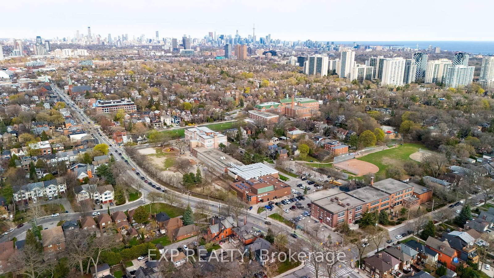 354 Annette Street • Toronto, ON photo 41