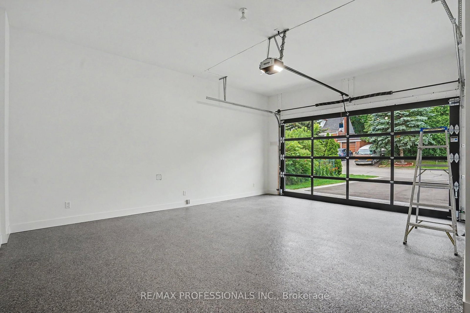 14 Kentroyal Drive • Toronto, ON photo 36