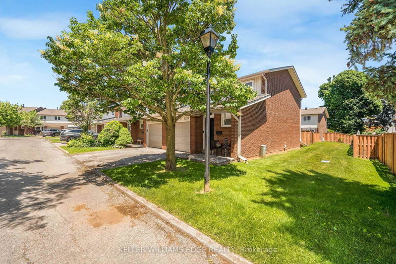 5275 Banting Court