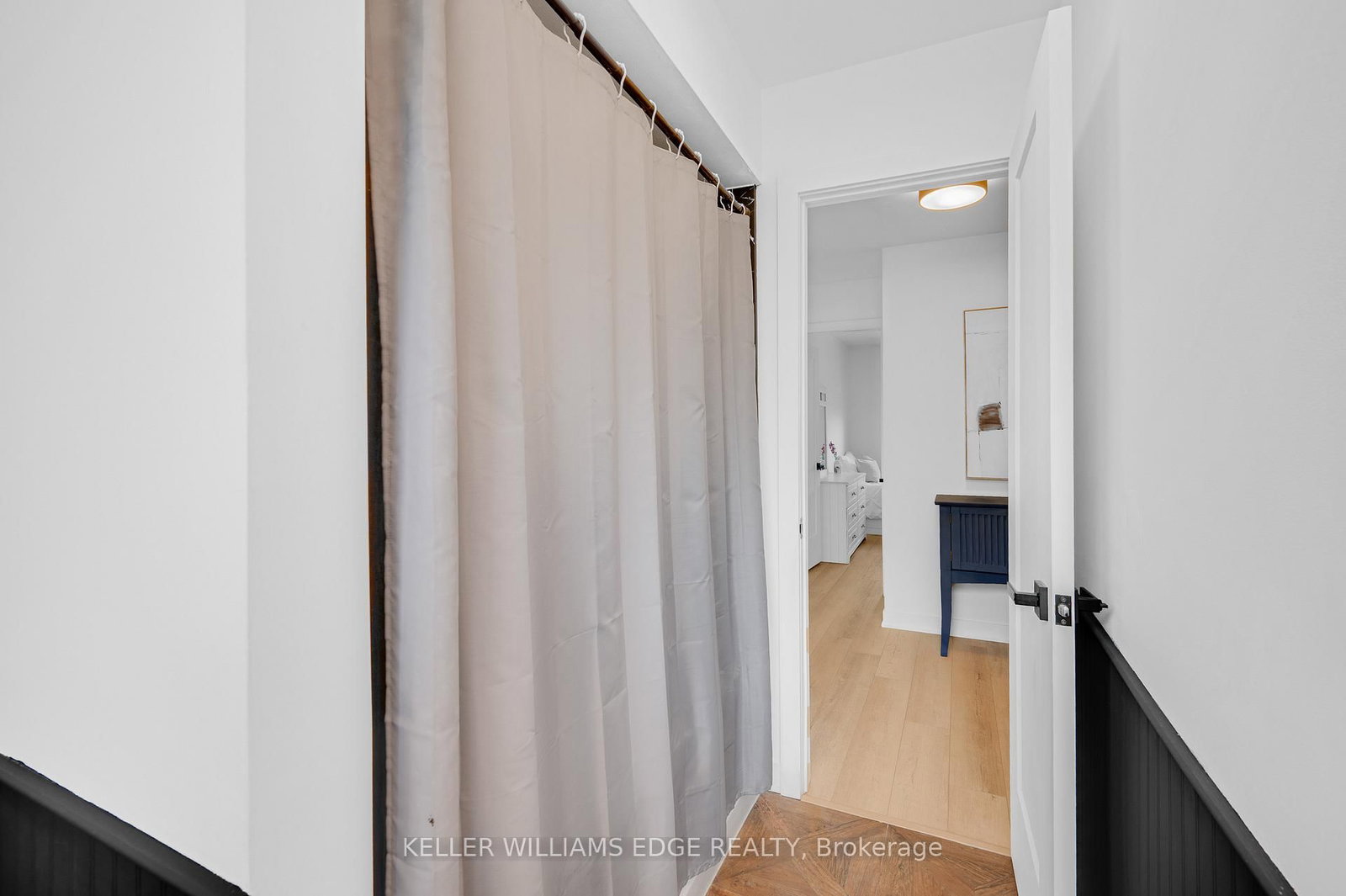 5275 Banting Court • Burlington, ON photo 24