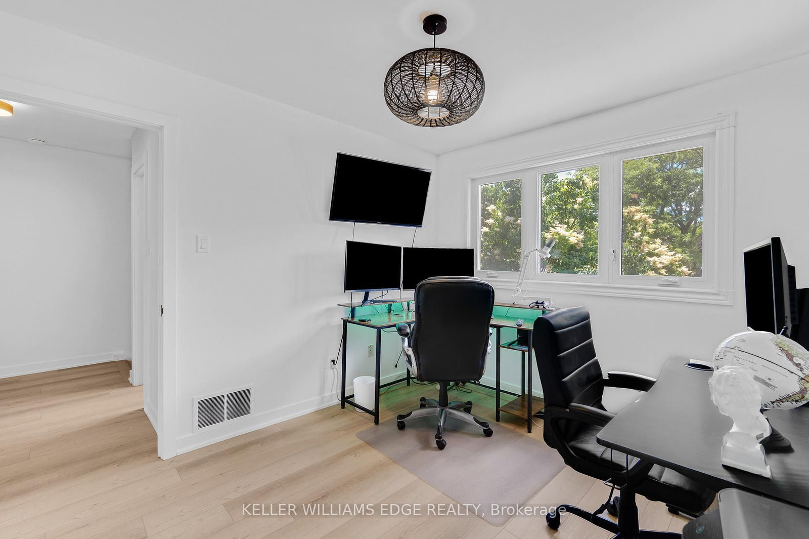 5275 Banting Court • Burlington, ON photo 26