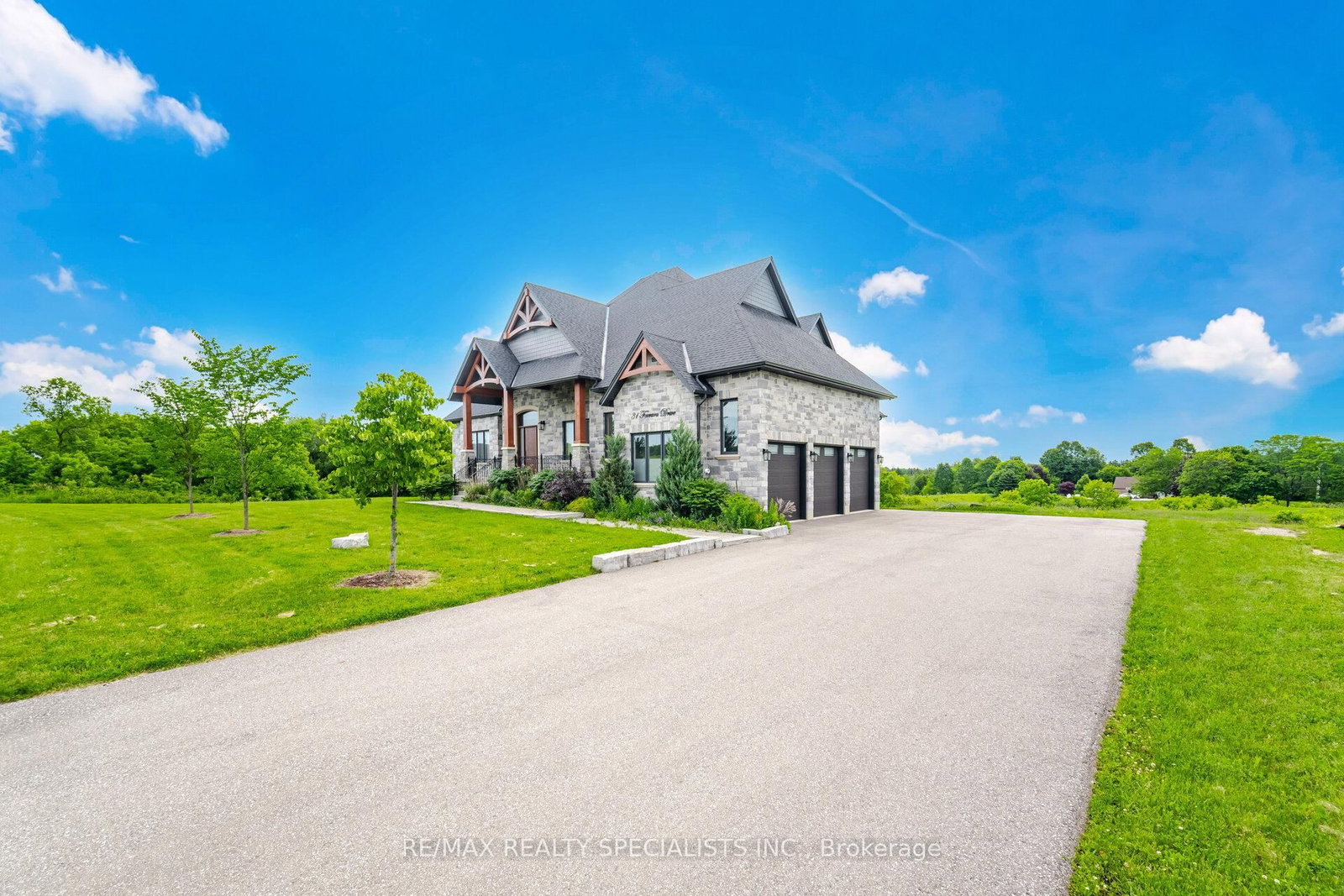 15835 Mount Wolfe Road • Caledon, ON photo 5