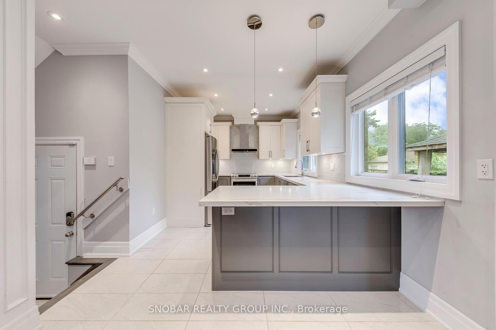 1 Aura Lea Boulevard • Toronto, ON photo 17