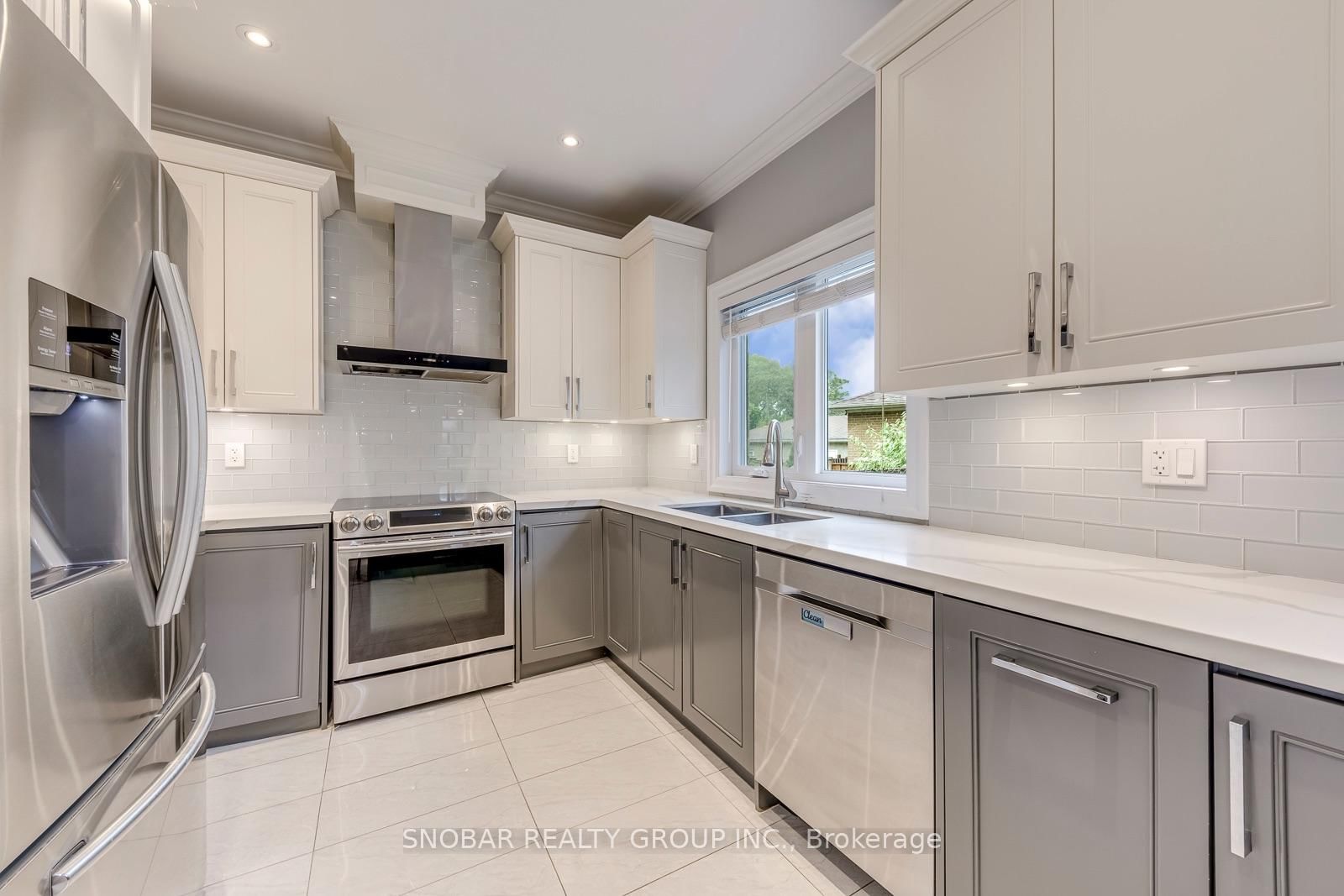 1 Aura Lea Boulevard • Toronto, ON photo 18