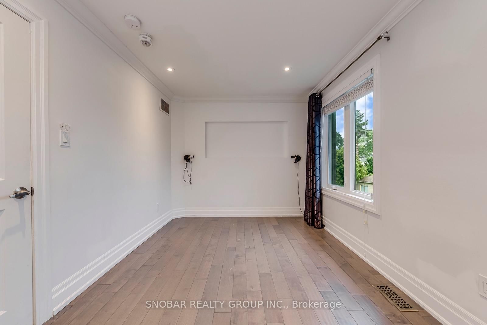 1 Aura Lea Boulevard • Toronto, ON photo 22