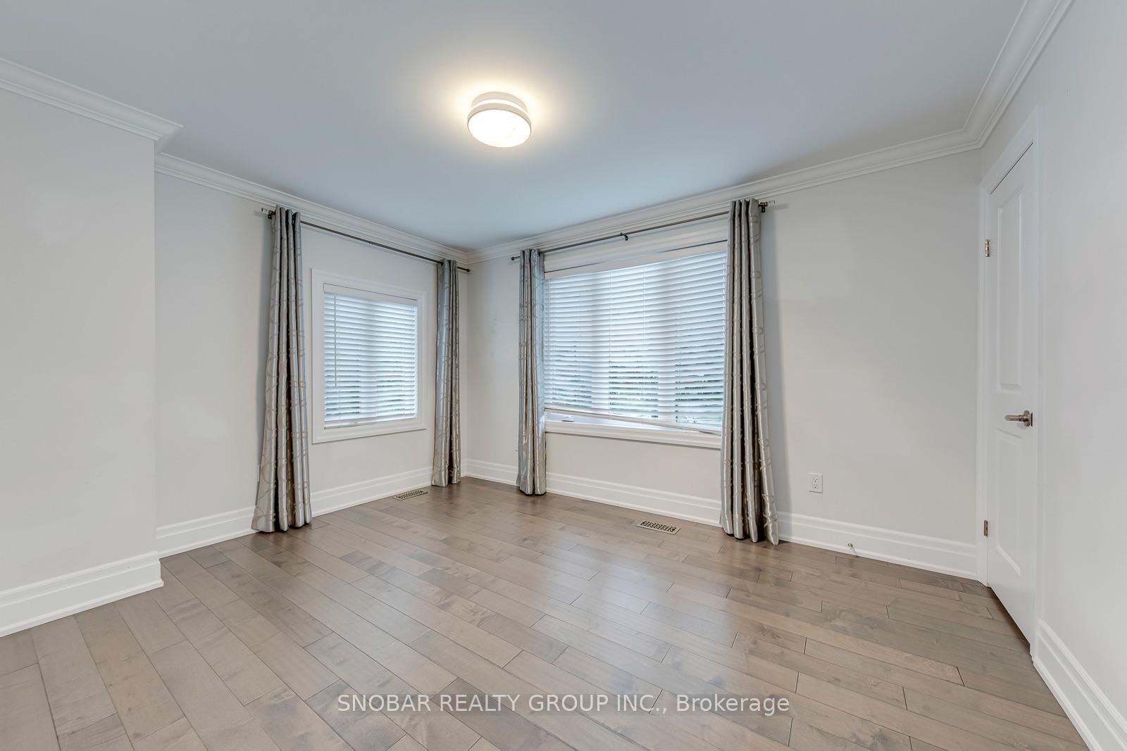 1 Aura Lea Boulevard • Toronto, ON photo 25