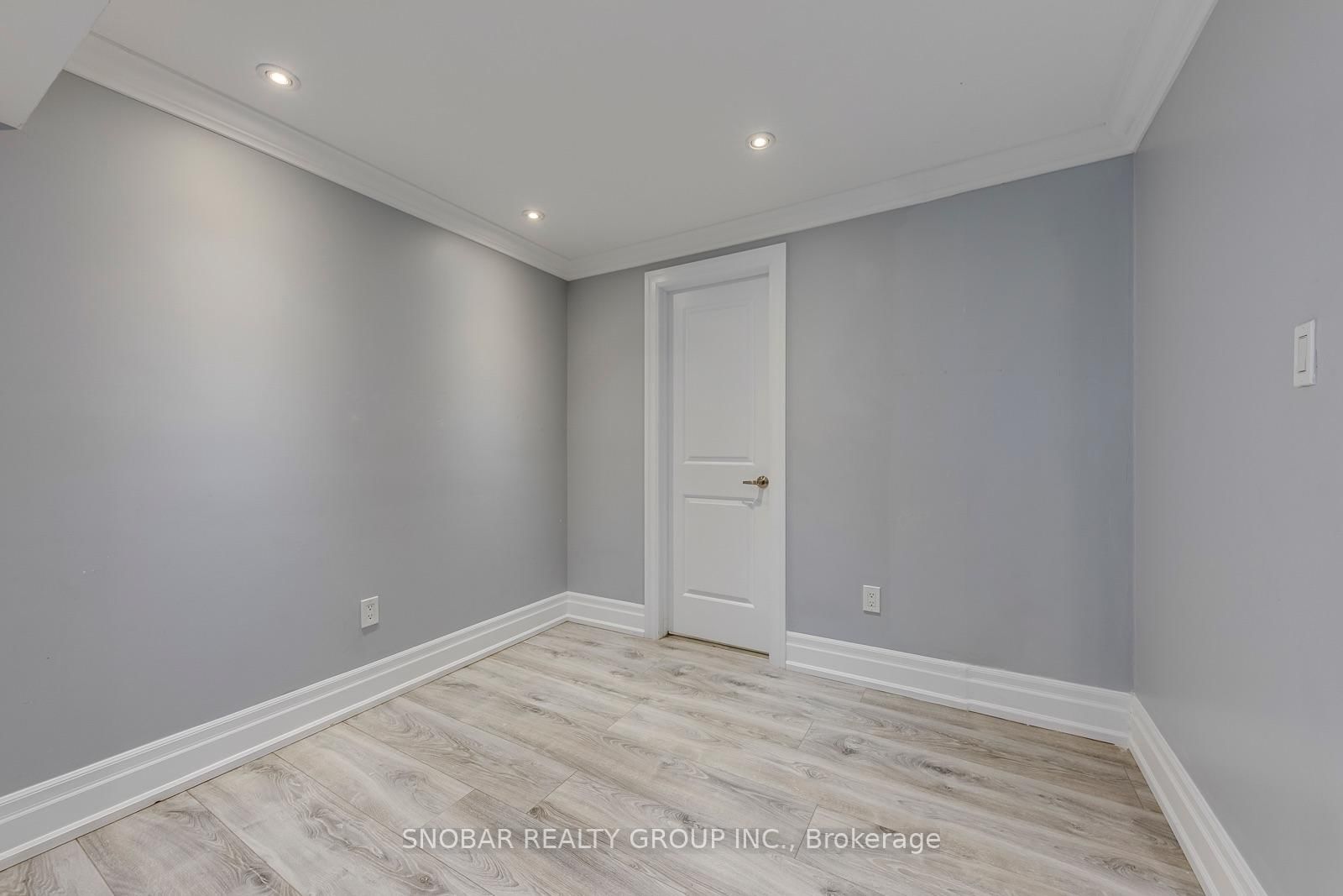 1 Aura Lea Boulevard • Toronto, ON photo 32