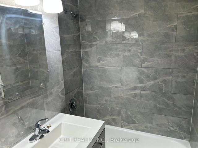 302 - 6 Hill Heights Road