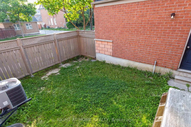 3 Herzberg Gardens