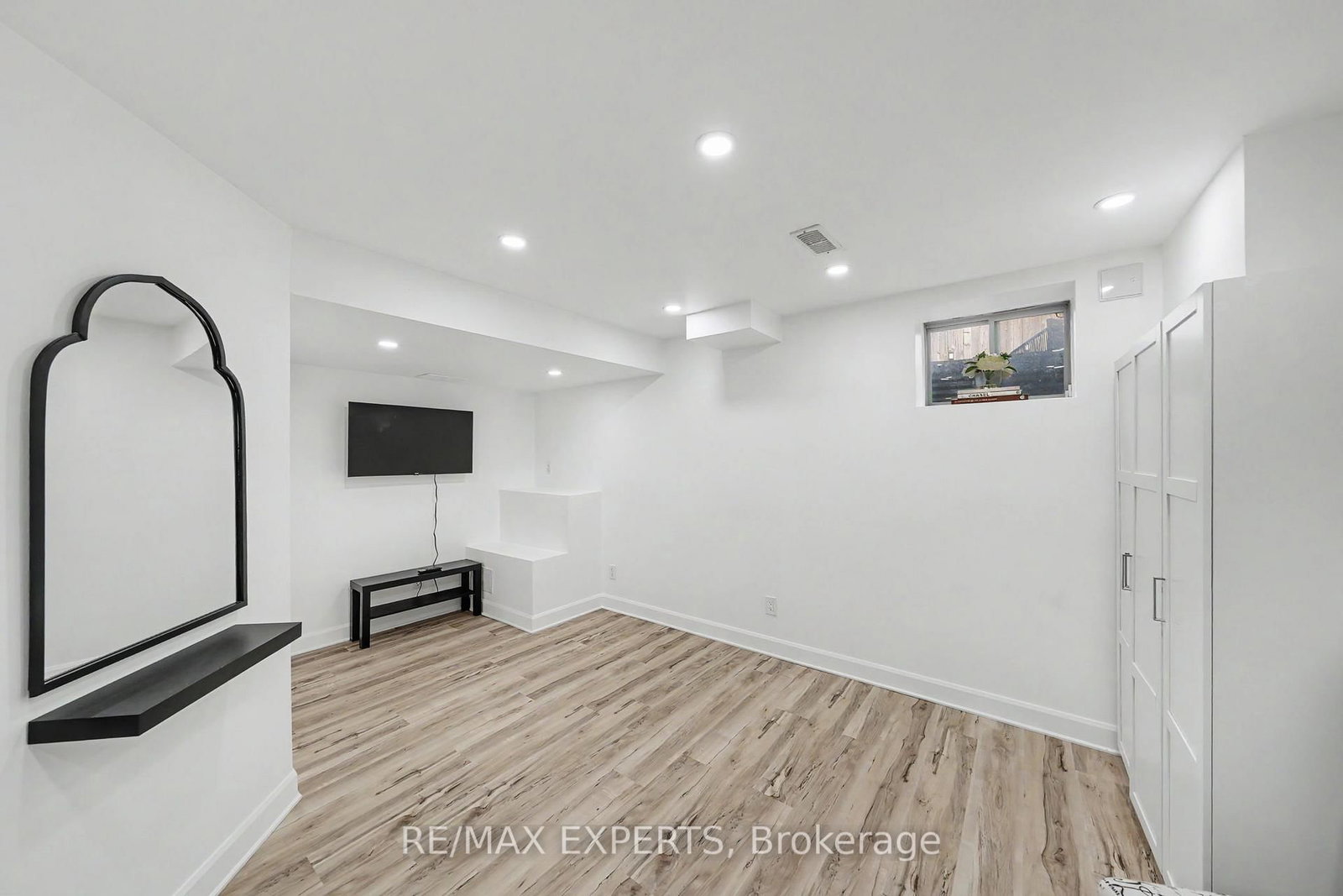 8 Morra Avenue • Caledon, ON photo 39