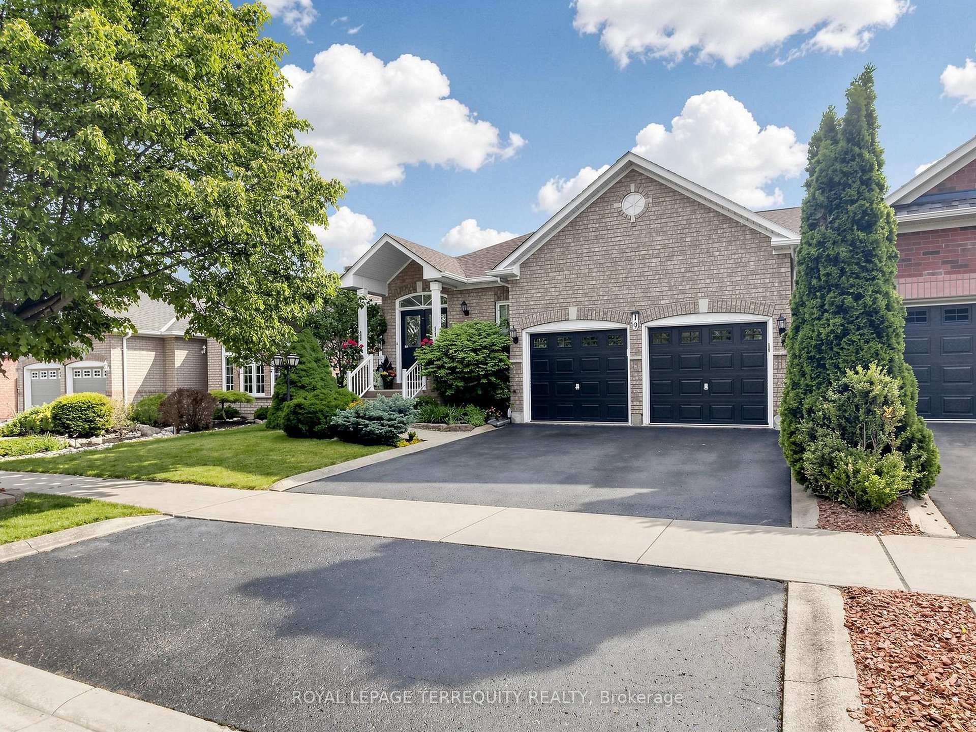 19 Johnson Crescent
