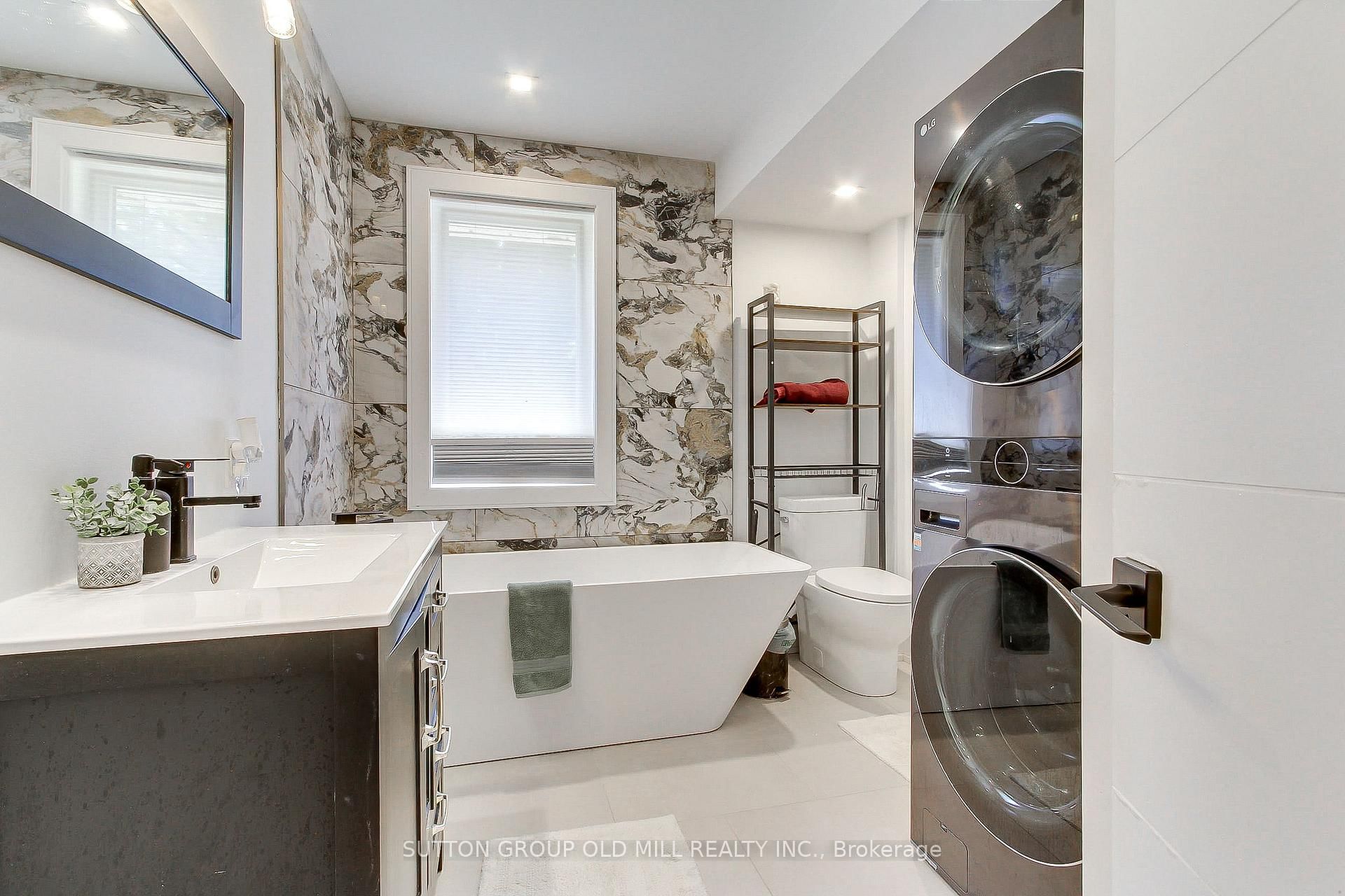 23 Moore Park Crescent