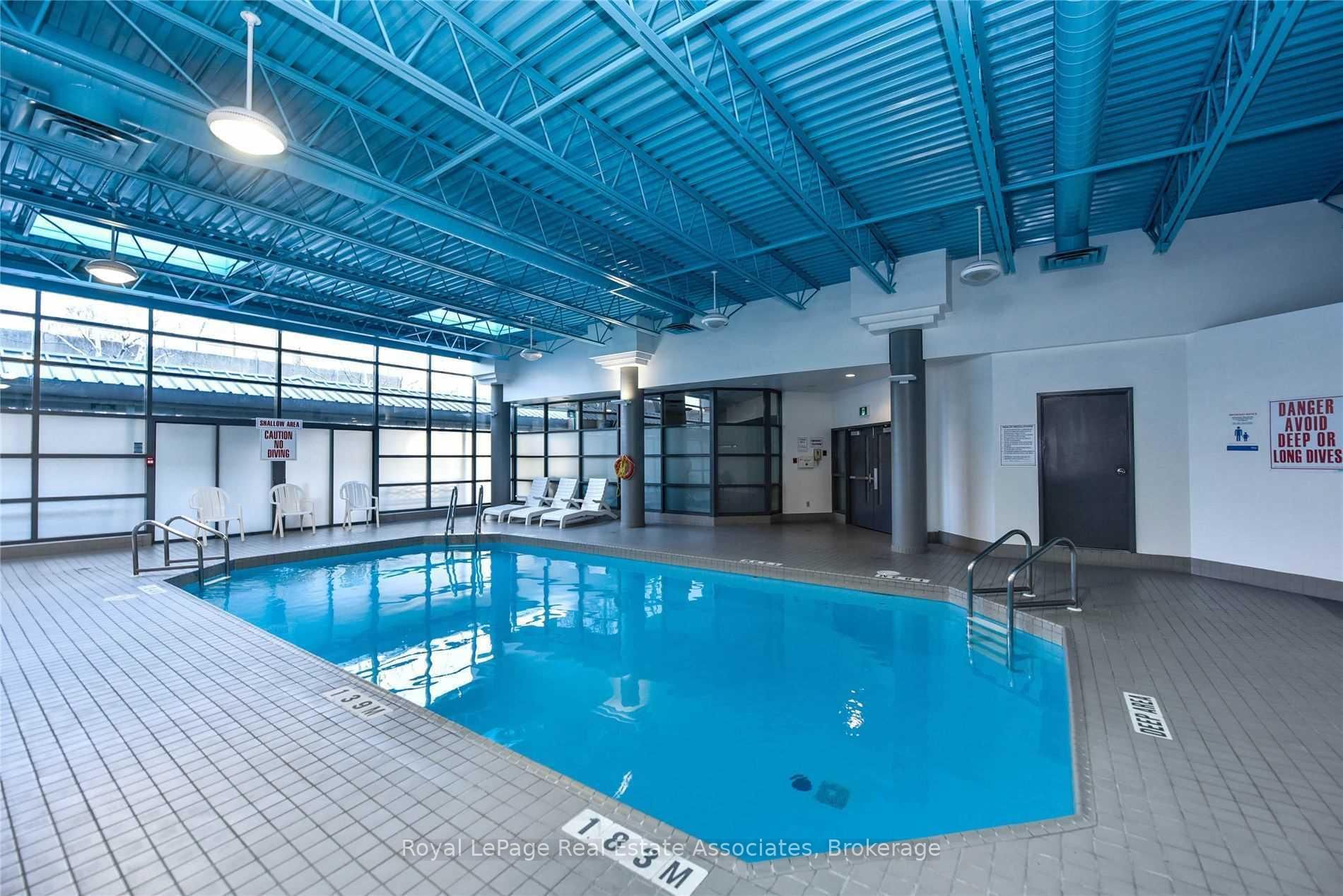 4185 Shipp Drive, Unit Ph18