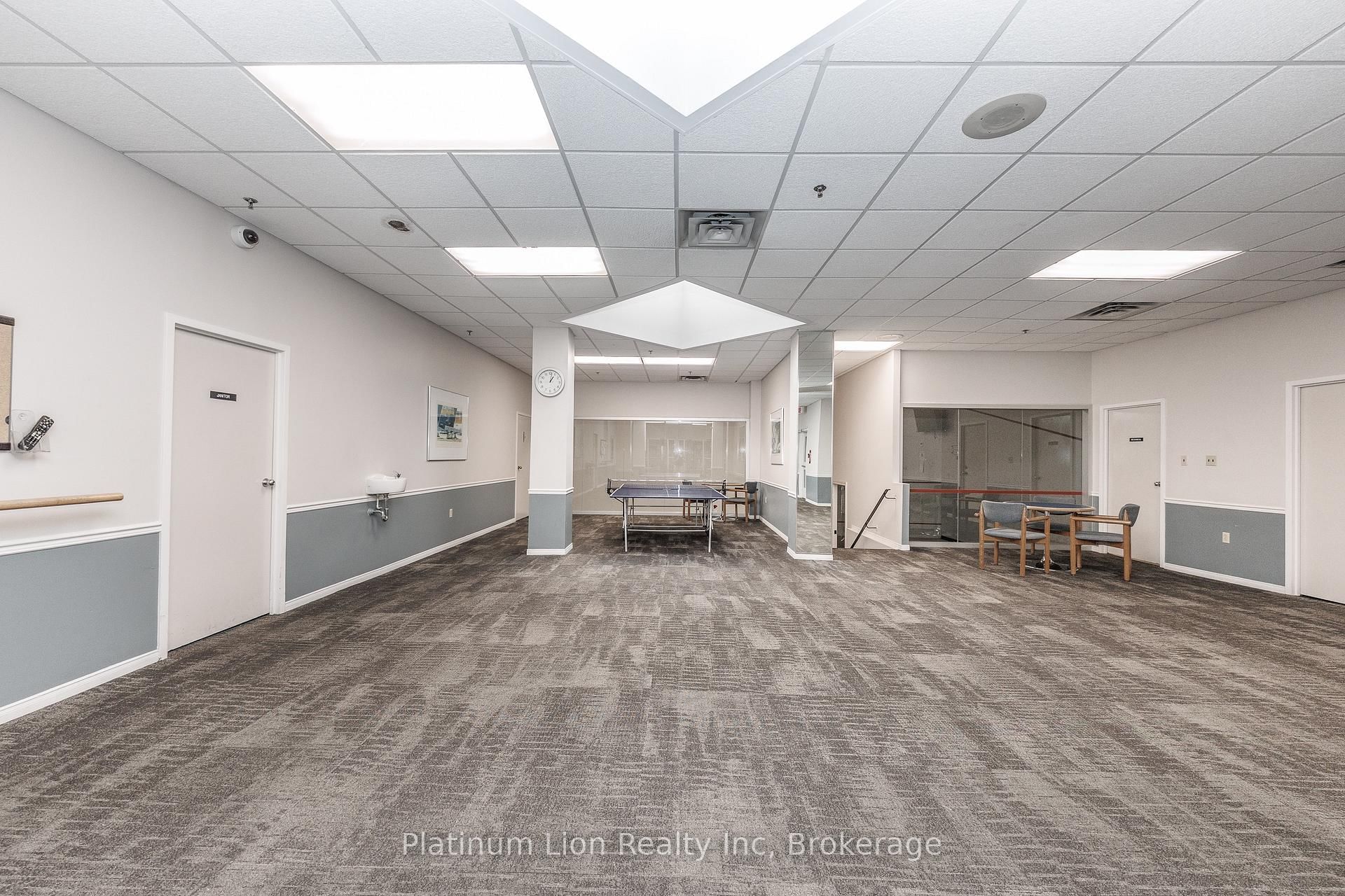 1270 Maple Crossing Boulevard, Unit 1004