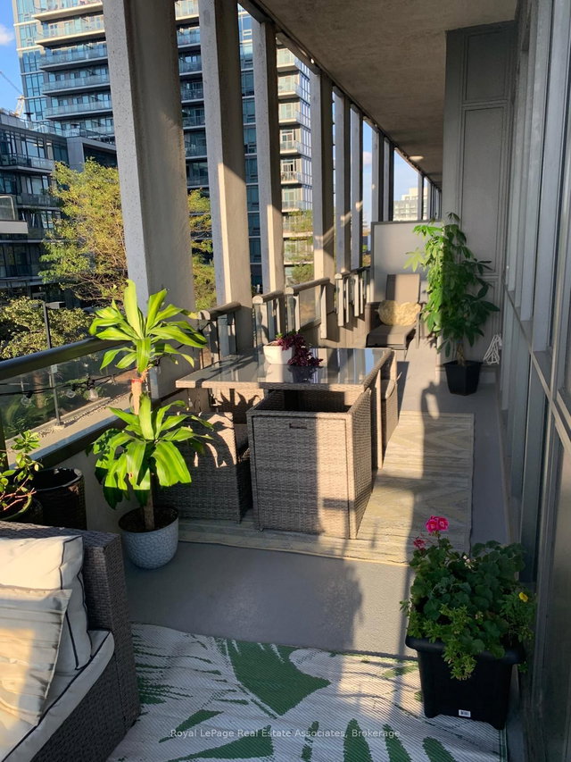 209 - 15 Zorra Street
