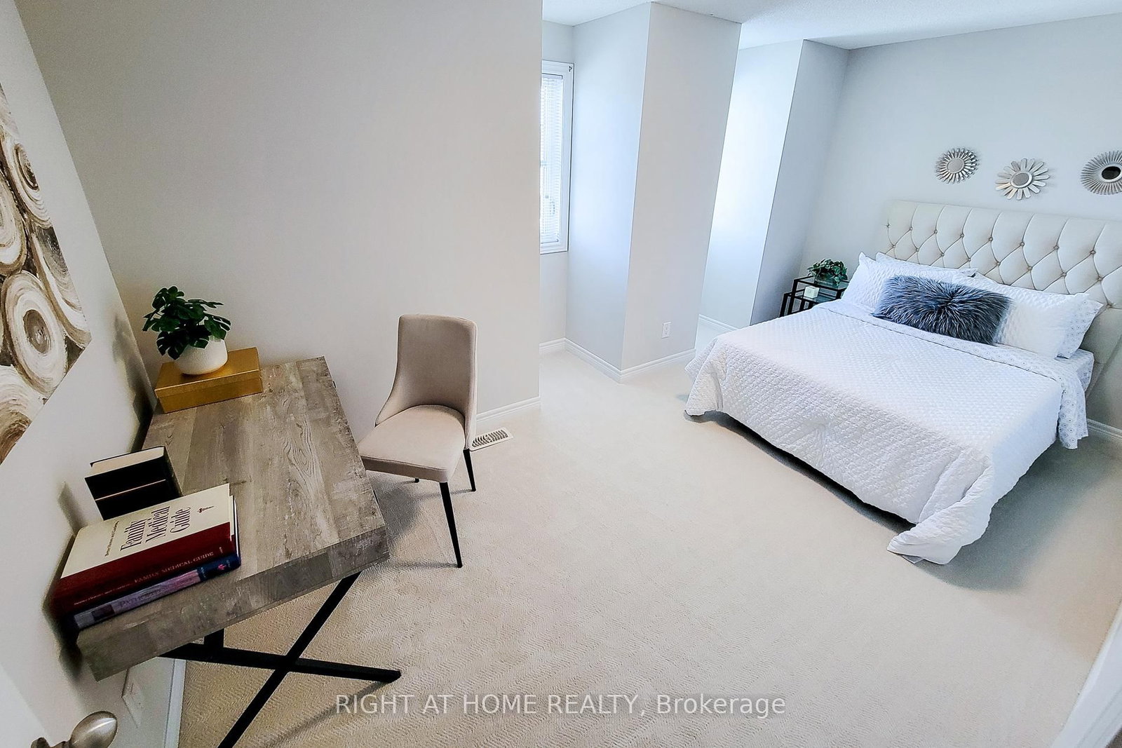 1380 Costigan Road • #33 • Milton, ON photo 15