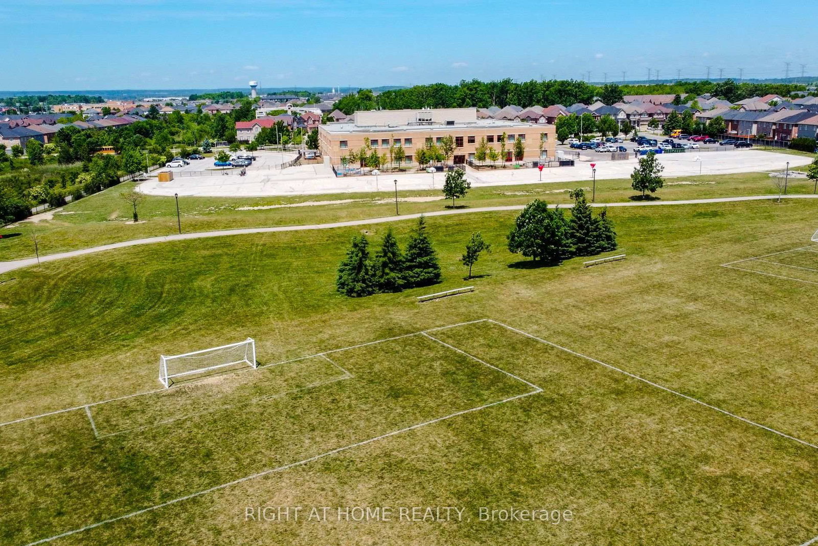 1380 Costigan Road • #33 • Milton, ON photo 23