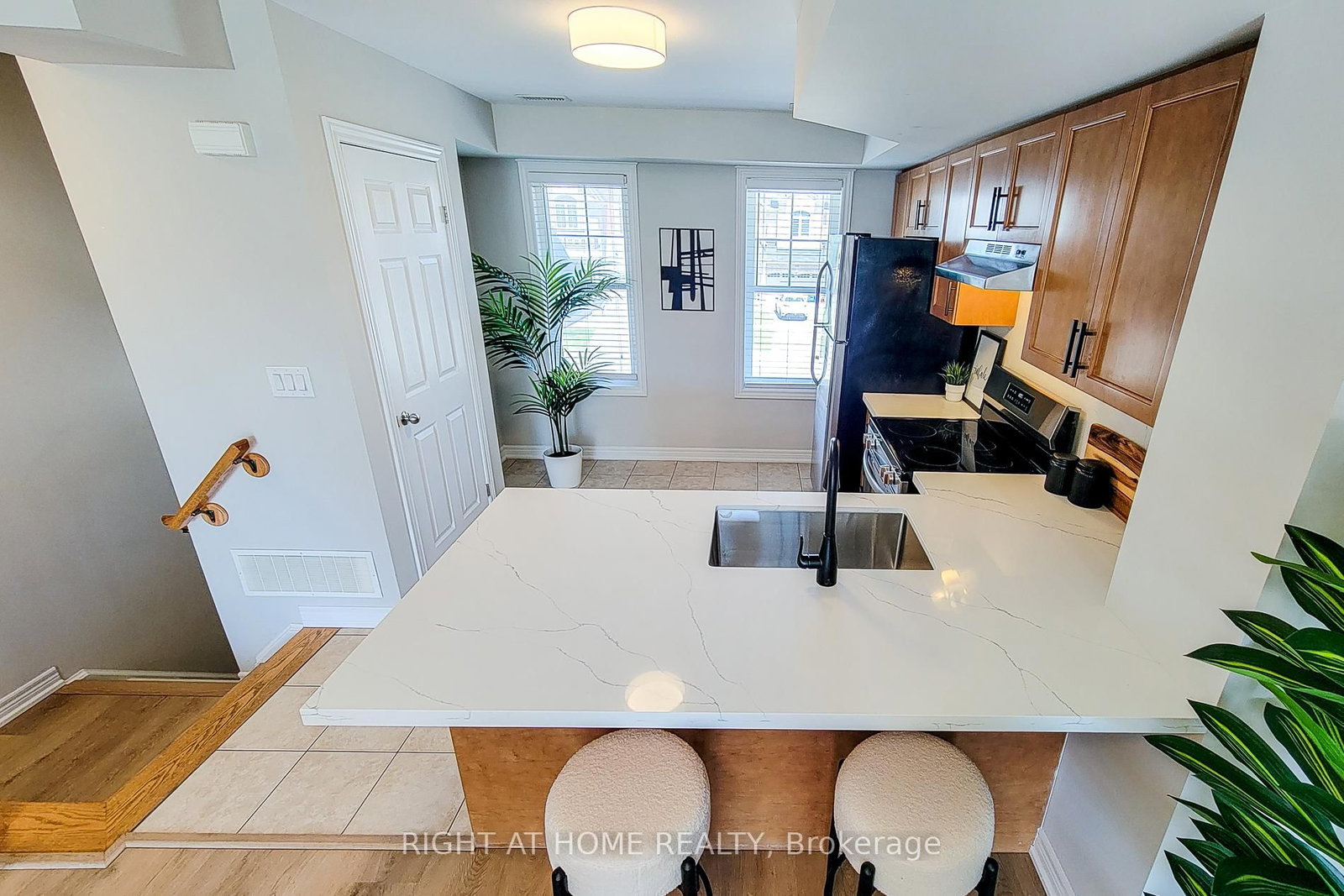 1380 Costigan Road • #33 • Milton, ON photo 9