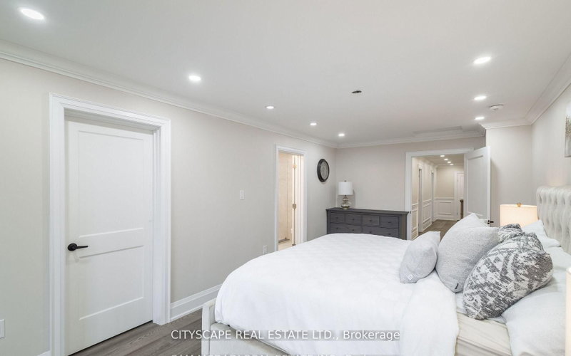 1270 Saginaw Mississauga,ON L5H 4B8 — Photo 20