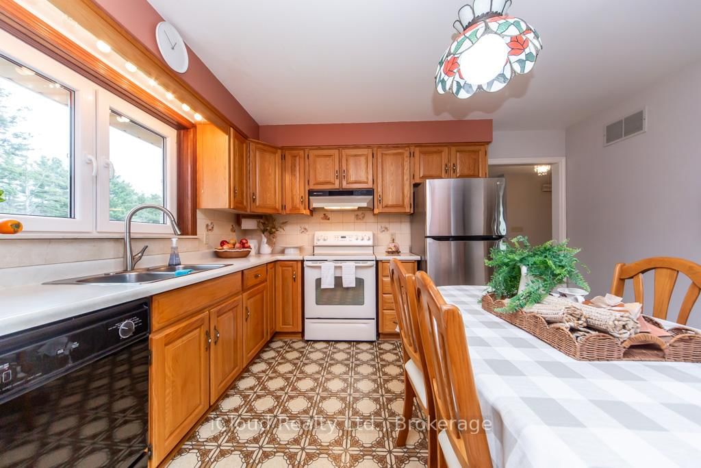 4101 Campbellville Road • Milton, ON photo 11