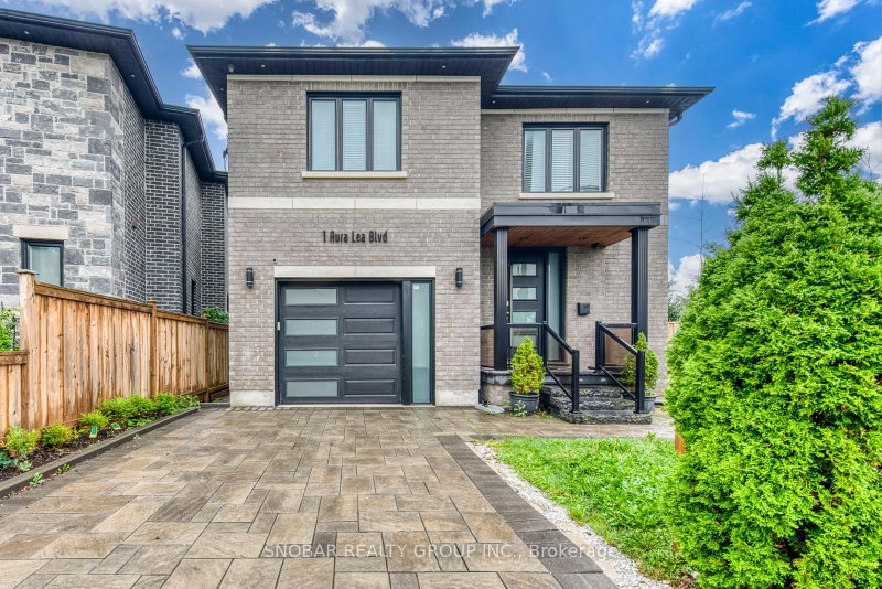 1 Aura Lea Boulevard