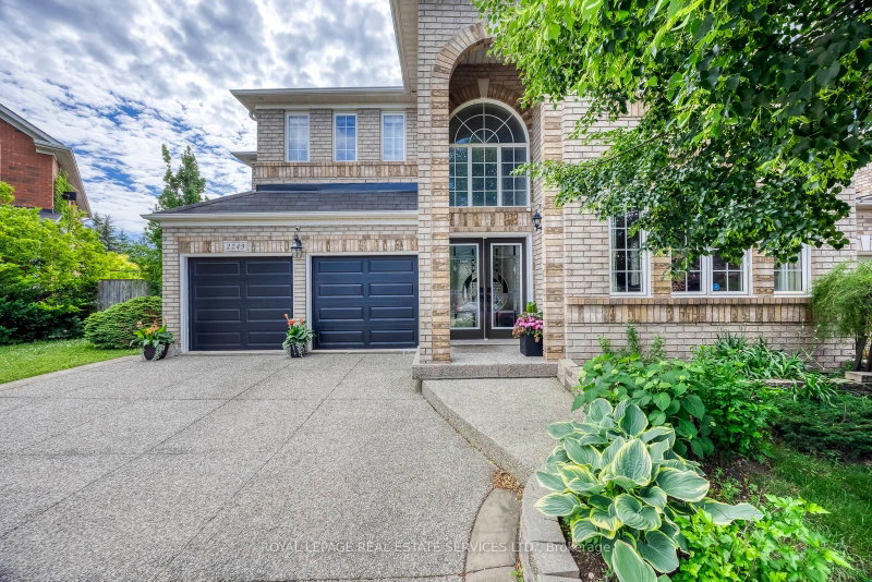 2249 Glazebrook Circle