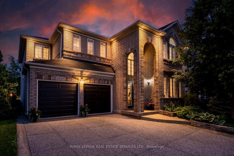 2249 Glazebrook Circle