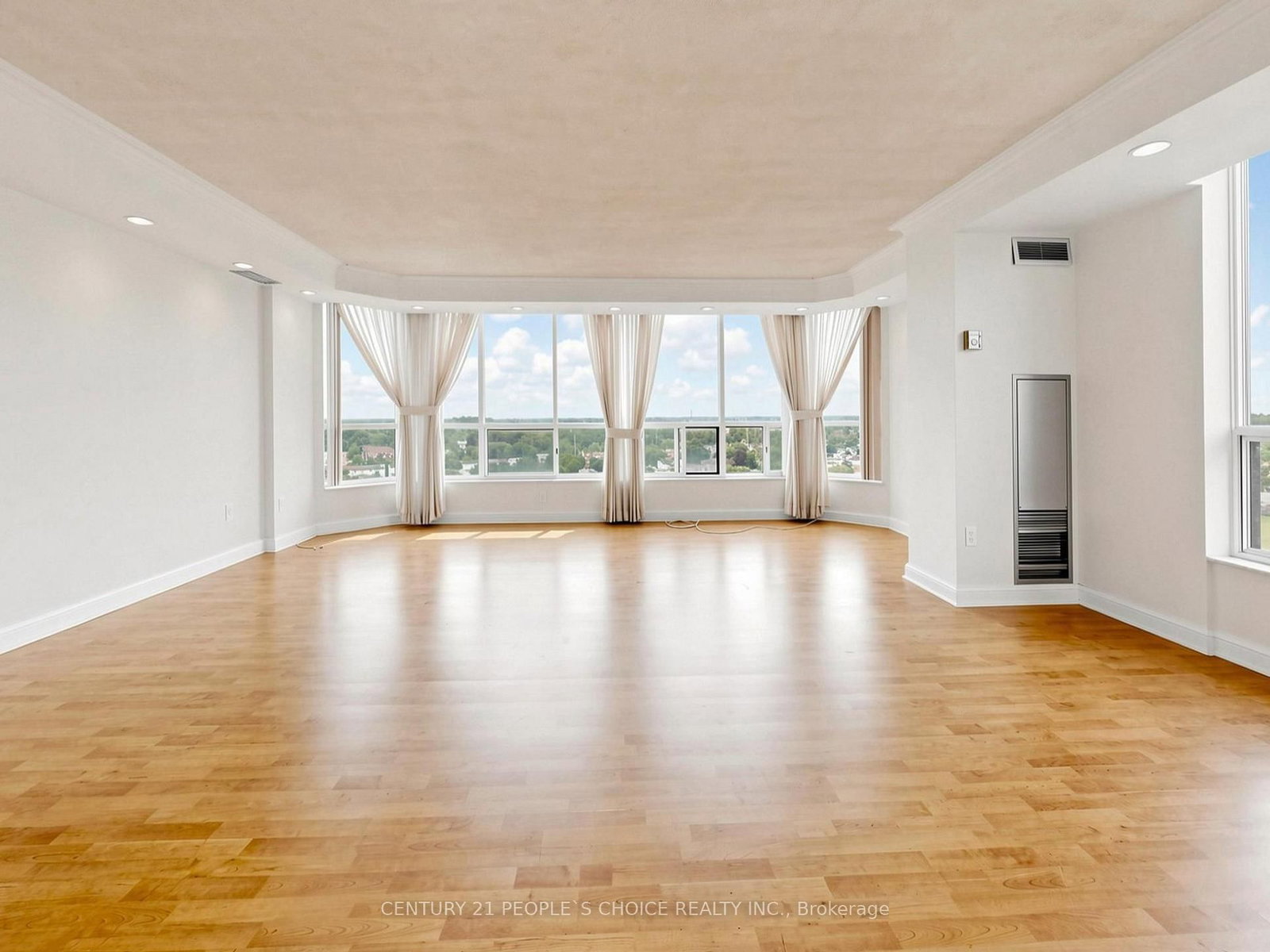22 Hanover Road • #1201 • Brampton, ON photo 10