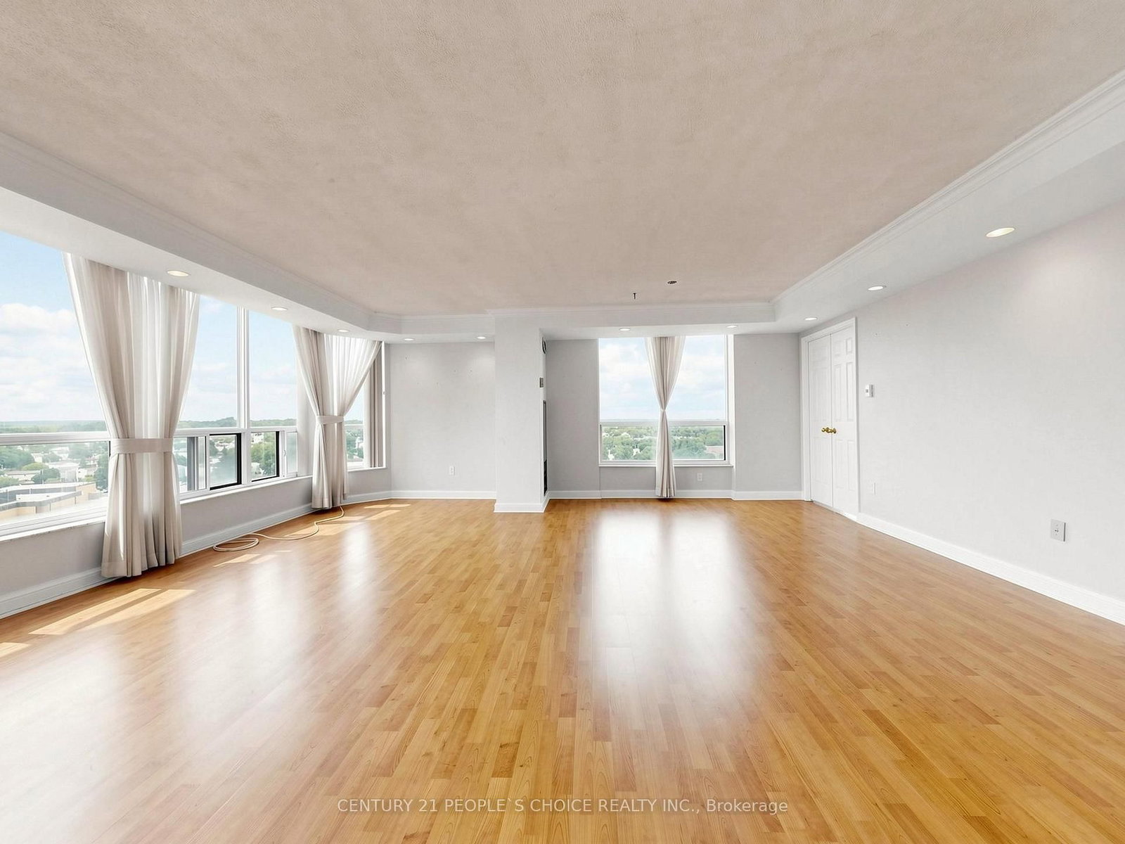 22 Hanover Road • #1201 • Brampton, ON photo 12
