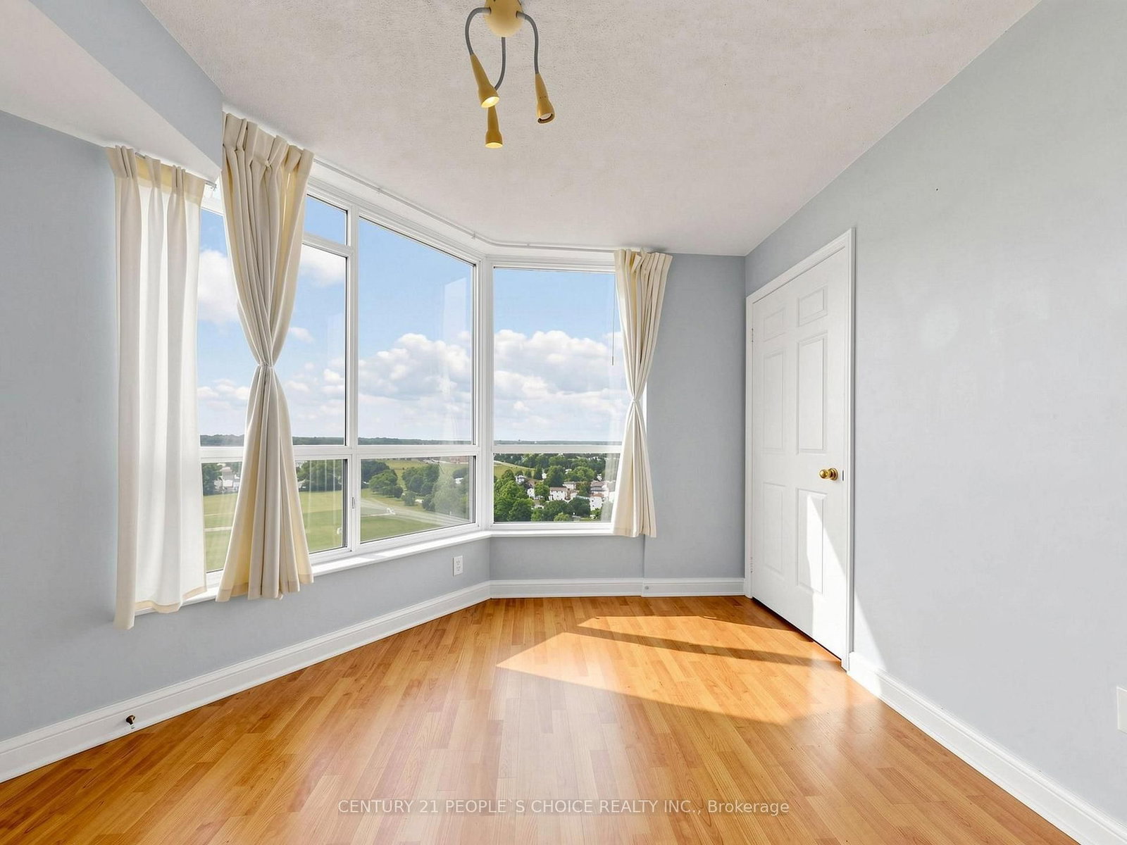 22 Hanover Road • #1201 • Brampton, ON photo 19