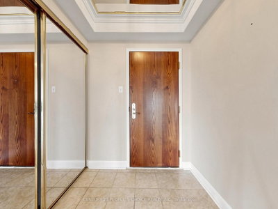 22 Hanover Road • #1201 • Brampton, ON photo 8