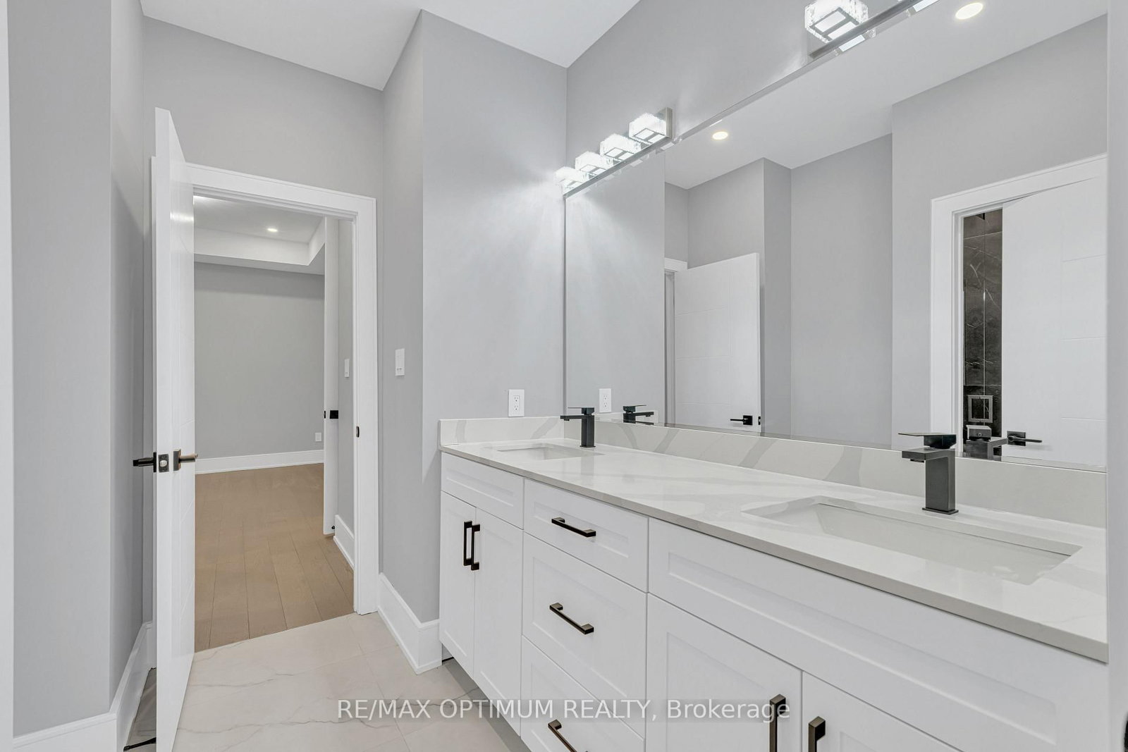 30 Mclaughlin Road N • Brampton, ON photo 31