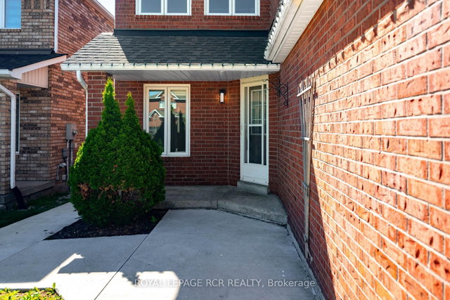 367 Marshall Crescent