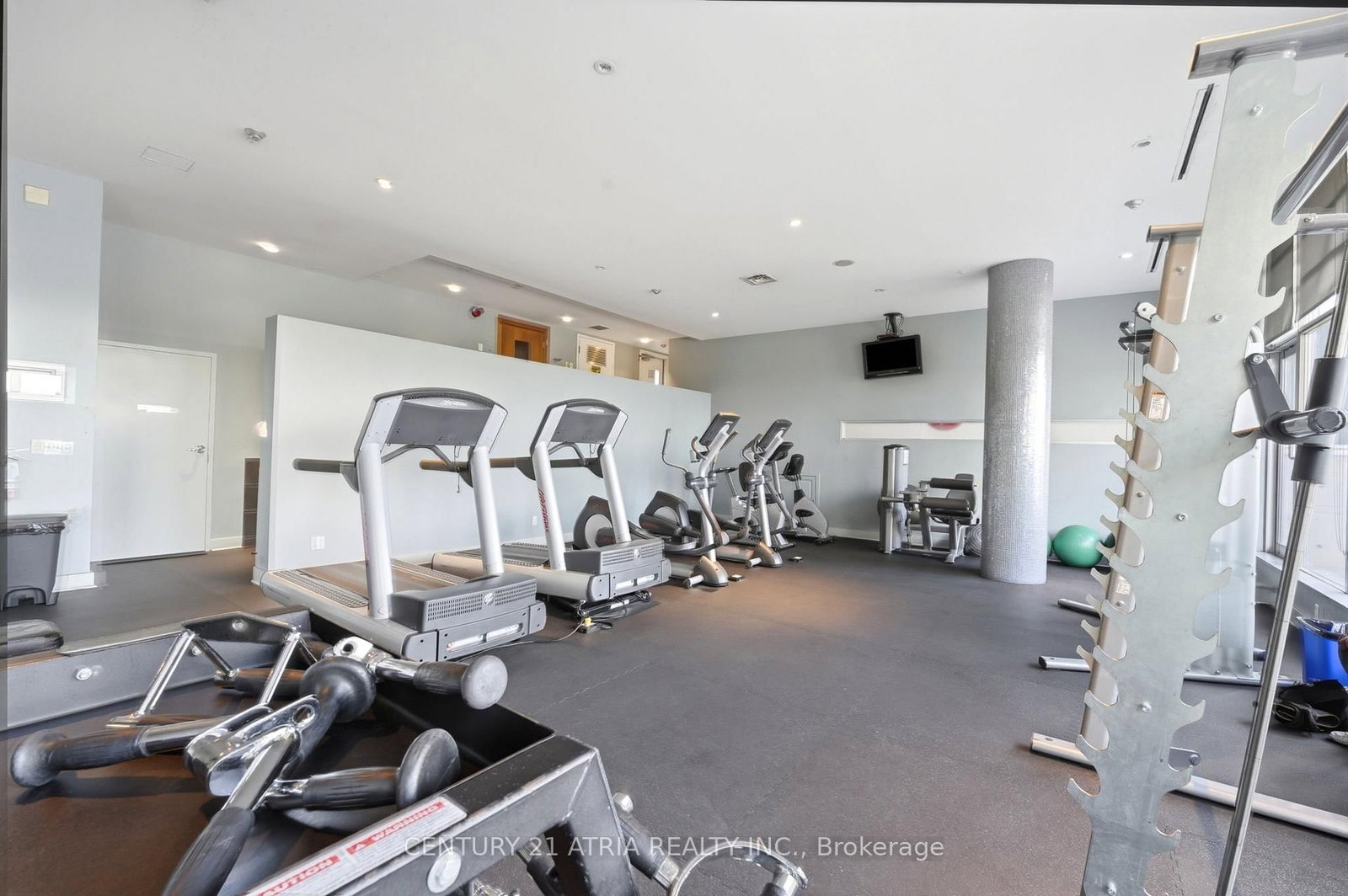 1040 N The Queensway Avenue • #502 • Toronto, ON photo 21