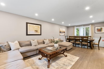 1481 Bunsden Avenue • Mississauga, ON photo 6