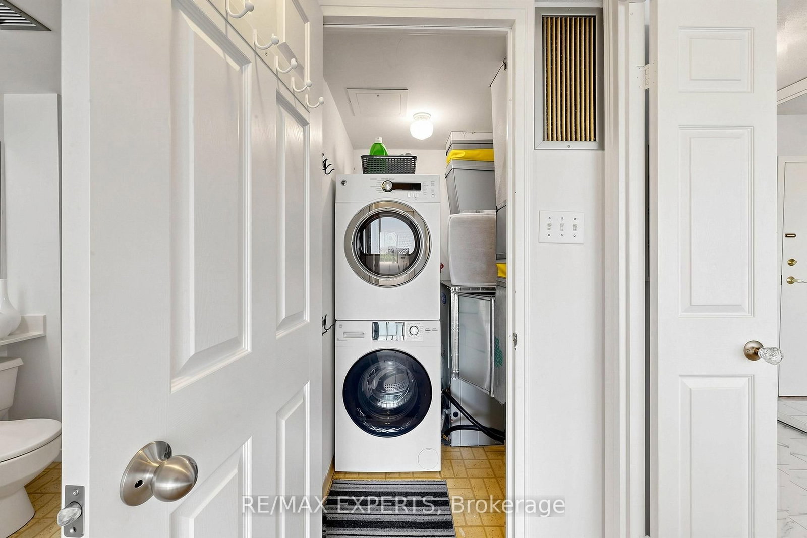 1360 Rathburn Road E • #909 • Mississauga, ON photo 32