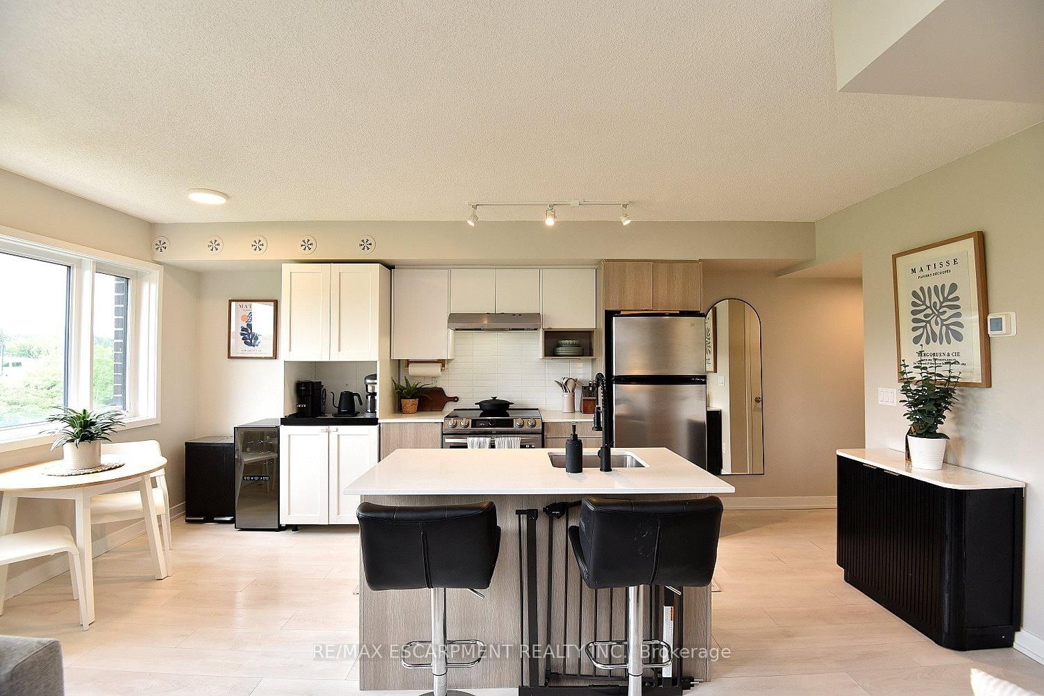 1135 COOKE Boulevard • #112 • Burlington, ON photo 12