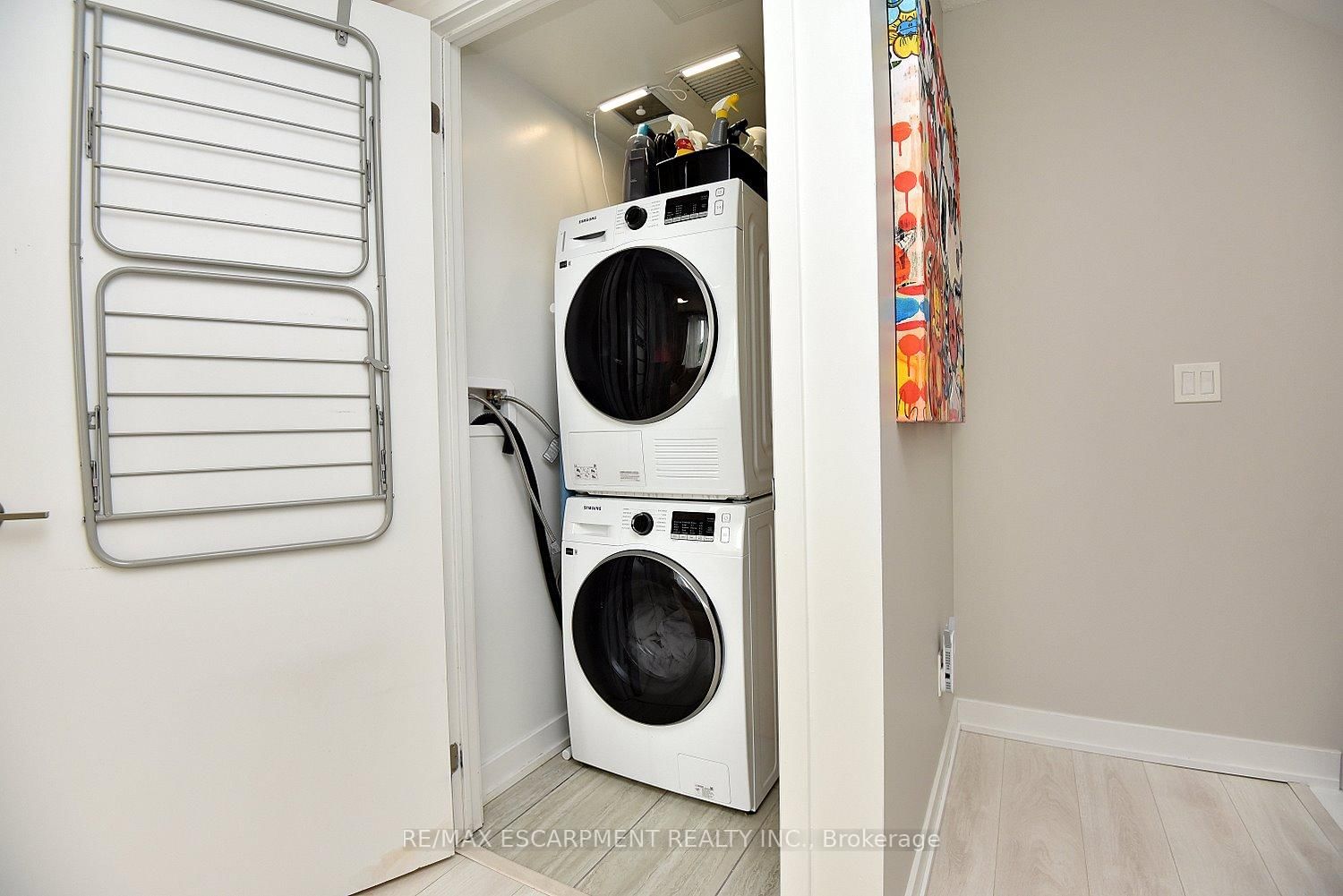 1135 COOKE Boulevard • #112 • Burlington, ON photo 24