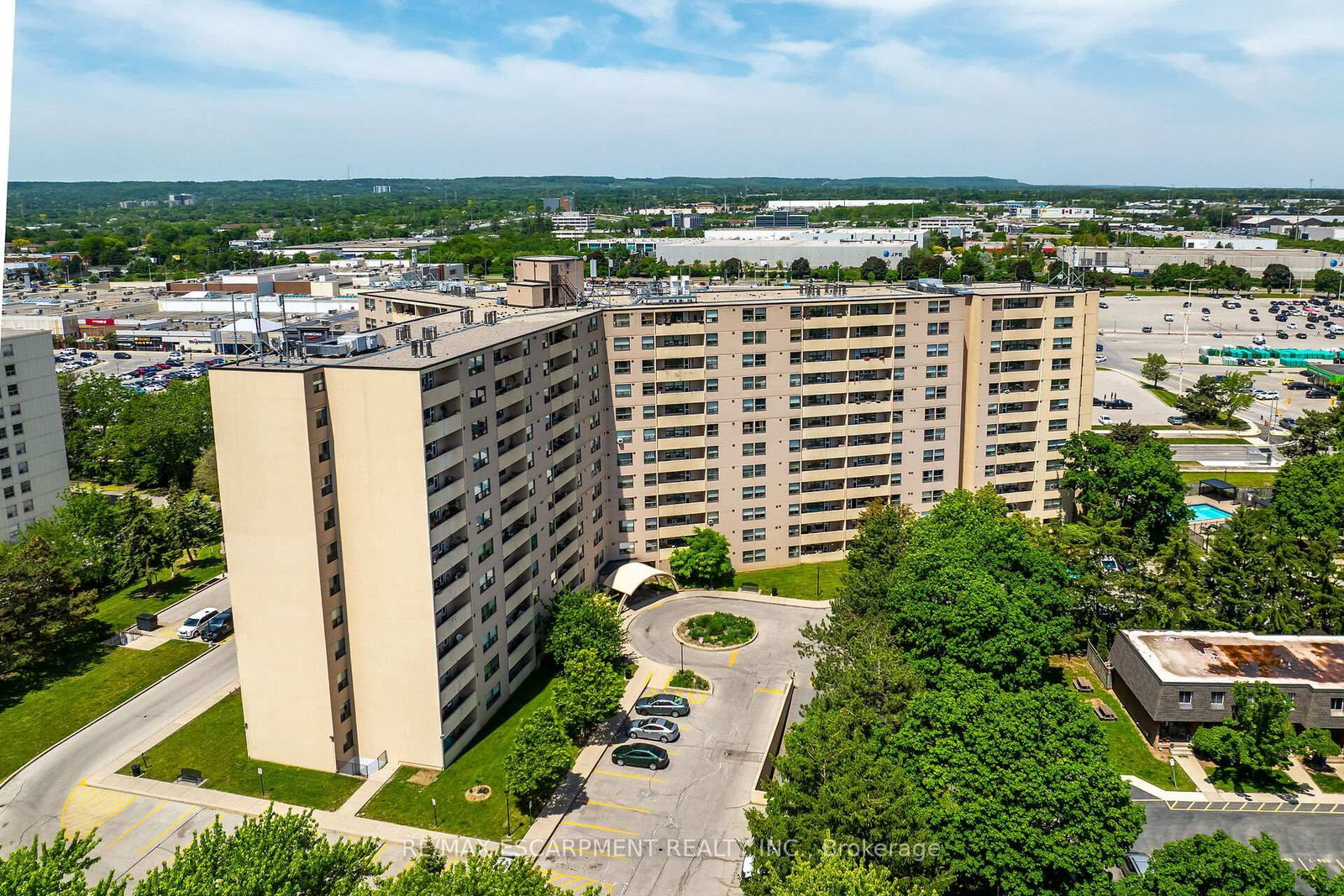 700 Dynes Road • #1005 • Burlington, ON photo 4