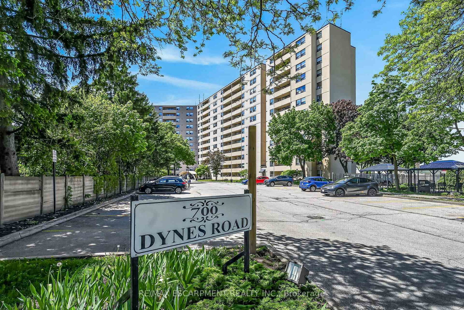 700 Dynes Road • #1005 • Burlington, ON photo 5