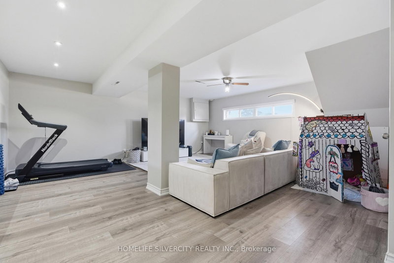 578 Trafford Oakville,ON L6L 3T3 — Photo 14